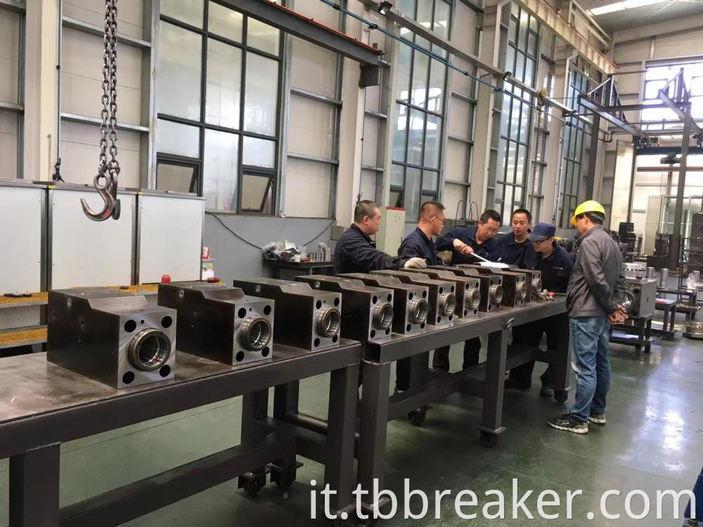 Hydraulic Breaker Cylinder Measurement